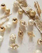 Kit 32 Enfeites para Árvore de Natal Dourado, Champagne e Branco – Bolas e Pendentes Decorativos